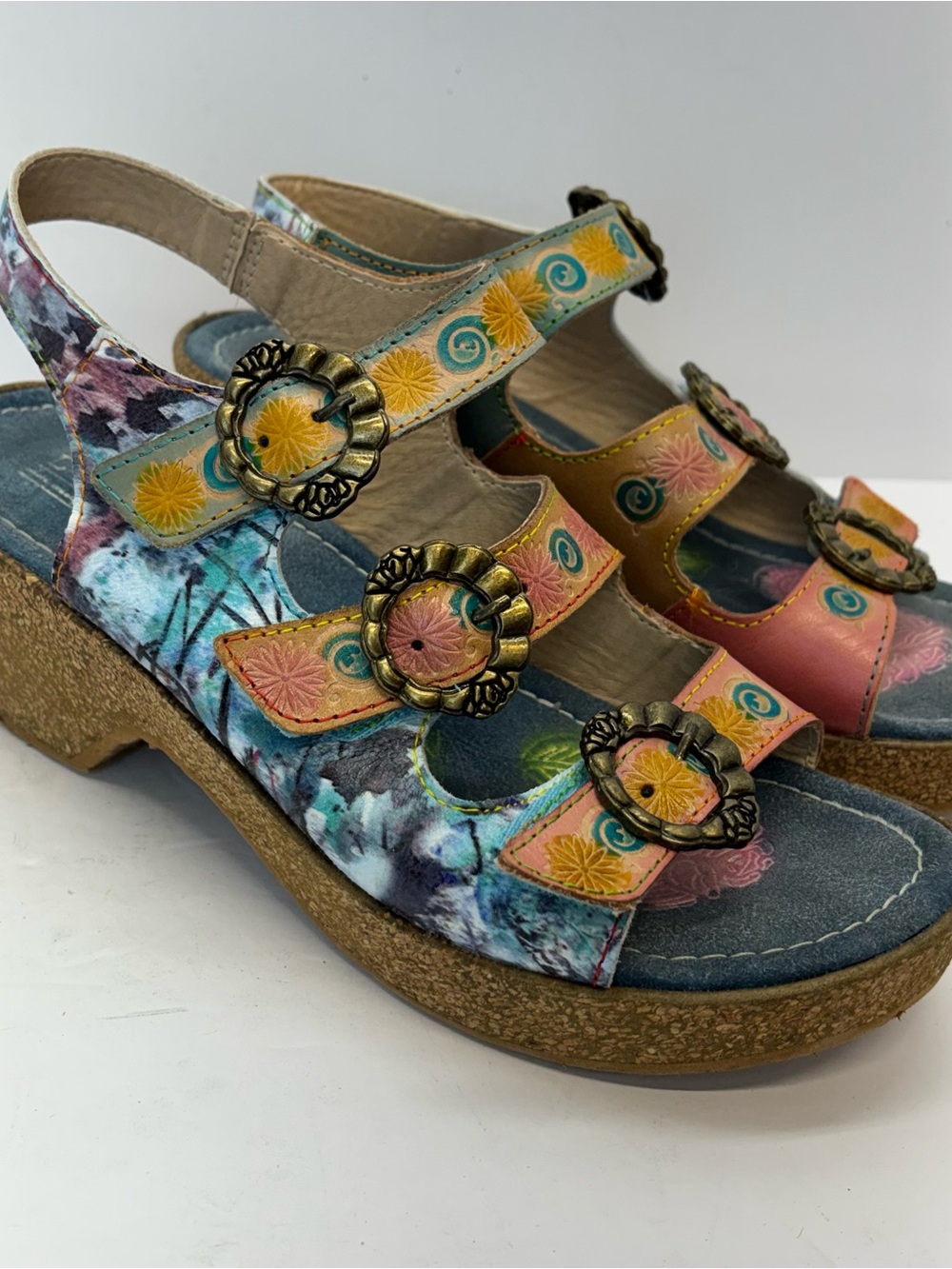 L’Artiste Colorful Floral Multi-Click-Strap Women's Sandals Women Sz 8.5